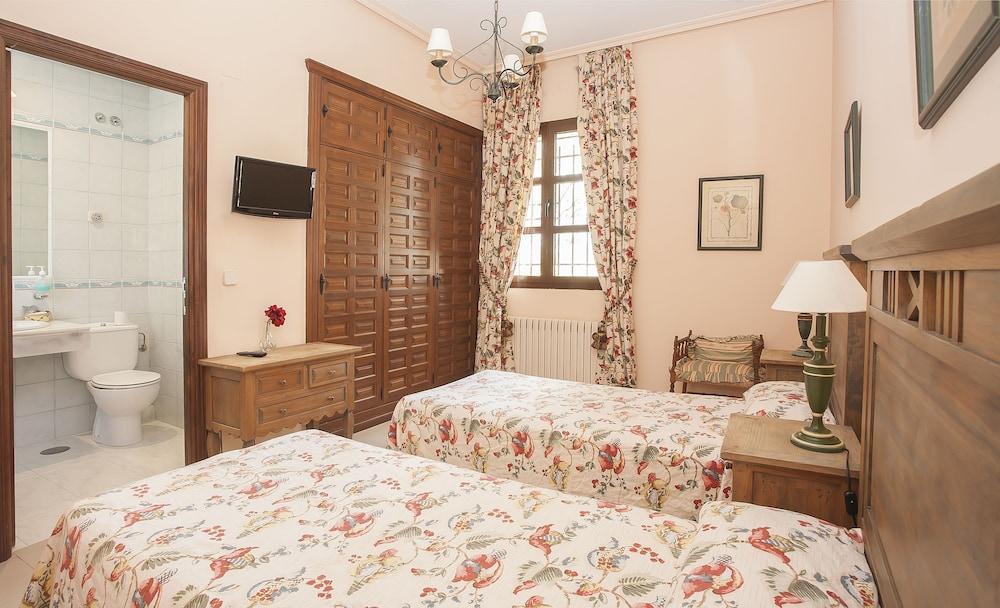 Hostal Las Paneras Ávila Exteriör bild