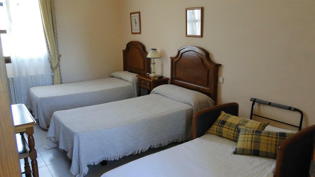 Hostal Las Paneras Ávila Exteriör bild